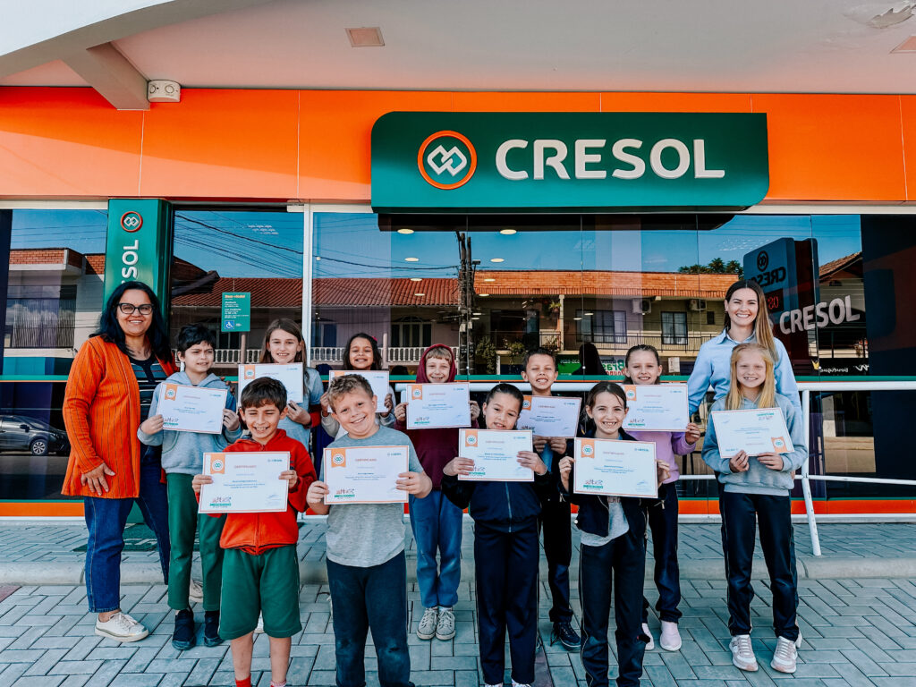 Cresol Instituto completa 20 anos levando desenvolvimento às comunidades.